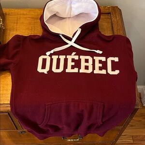 Québec Maroon Hoodie